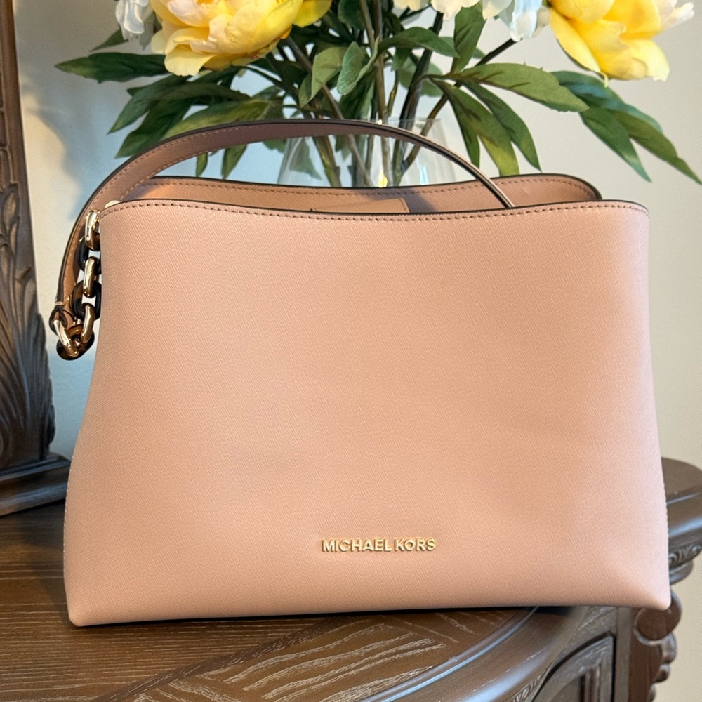 Michael Kors Blush Leather Shoulder Bag